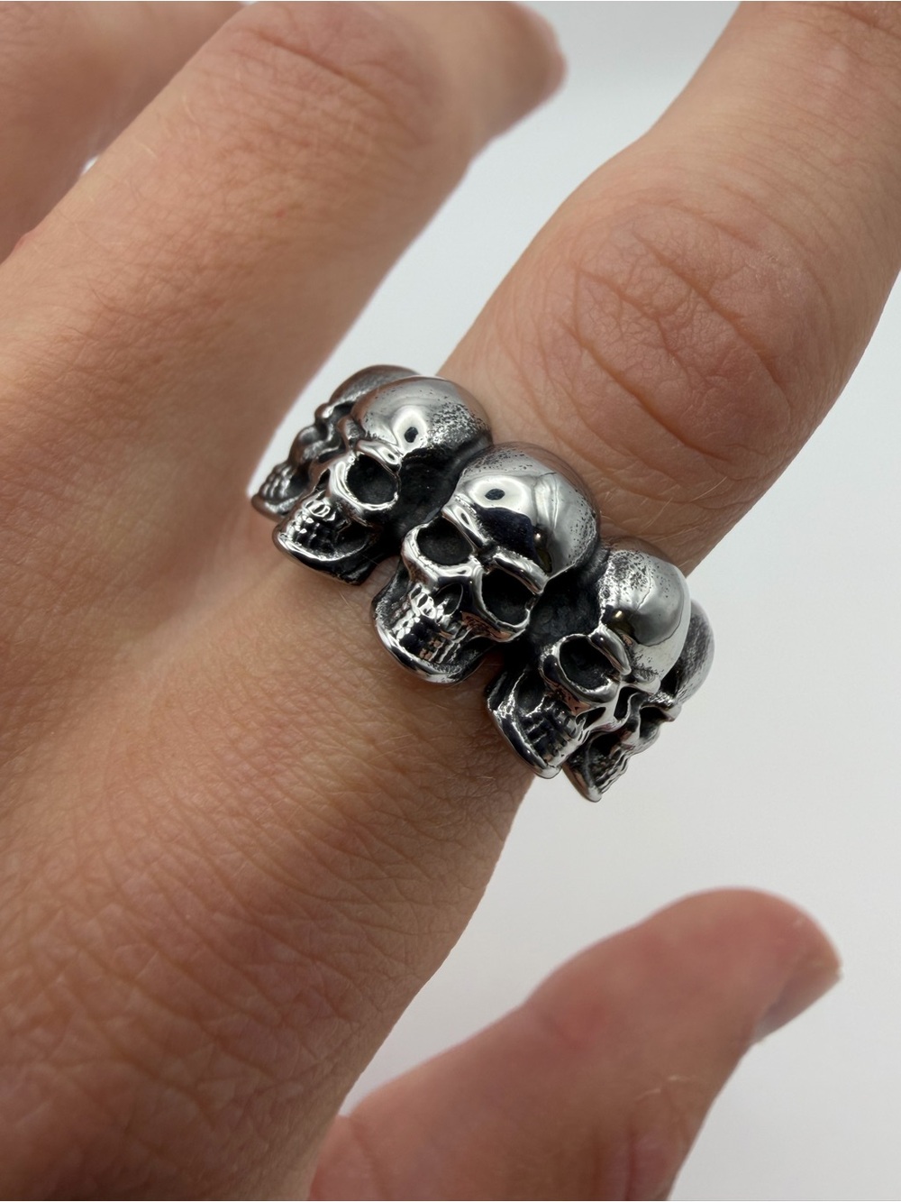 Skull Shape Ring - Picture 3 of 7